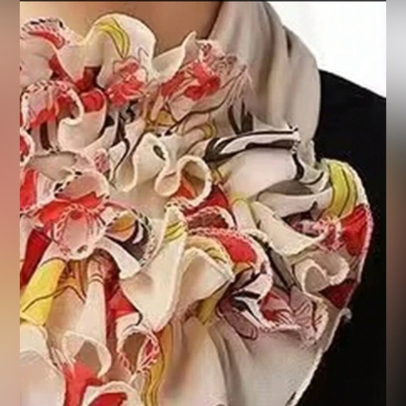 ✨NEW✨ Flower Floral Ruffle Neck Scarf - Multicolor - Picture 2 of 4